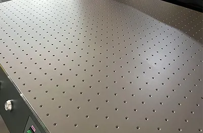 Suction type platform