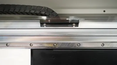 High speed silent linear guide rail