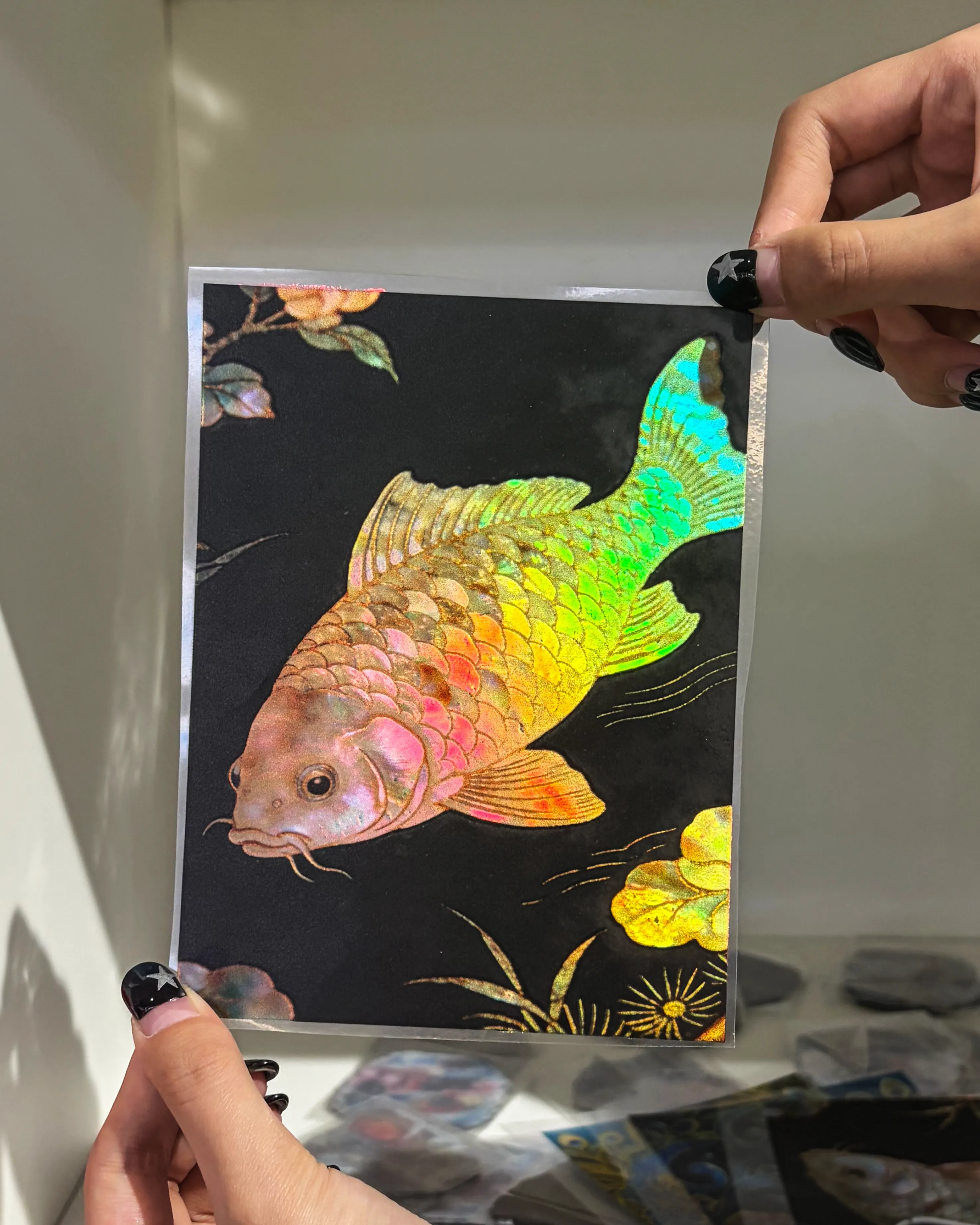 A New Shimmer Crafted with UV Print Inlaid Shell Effect with Iridescent Depth